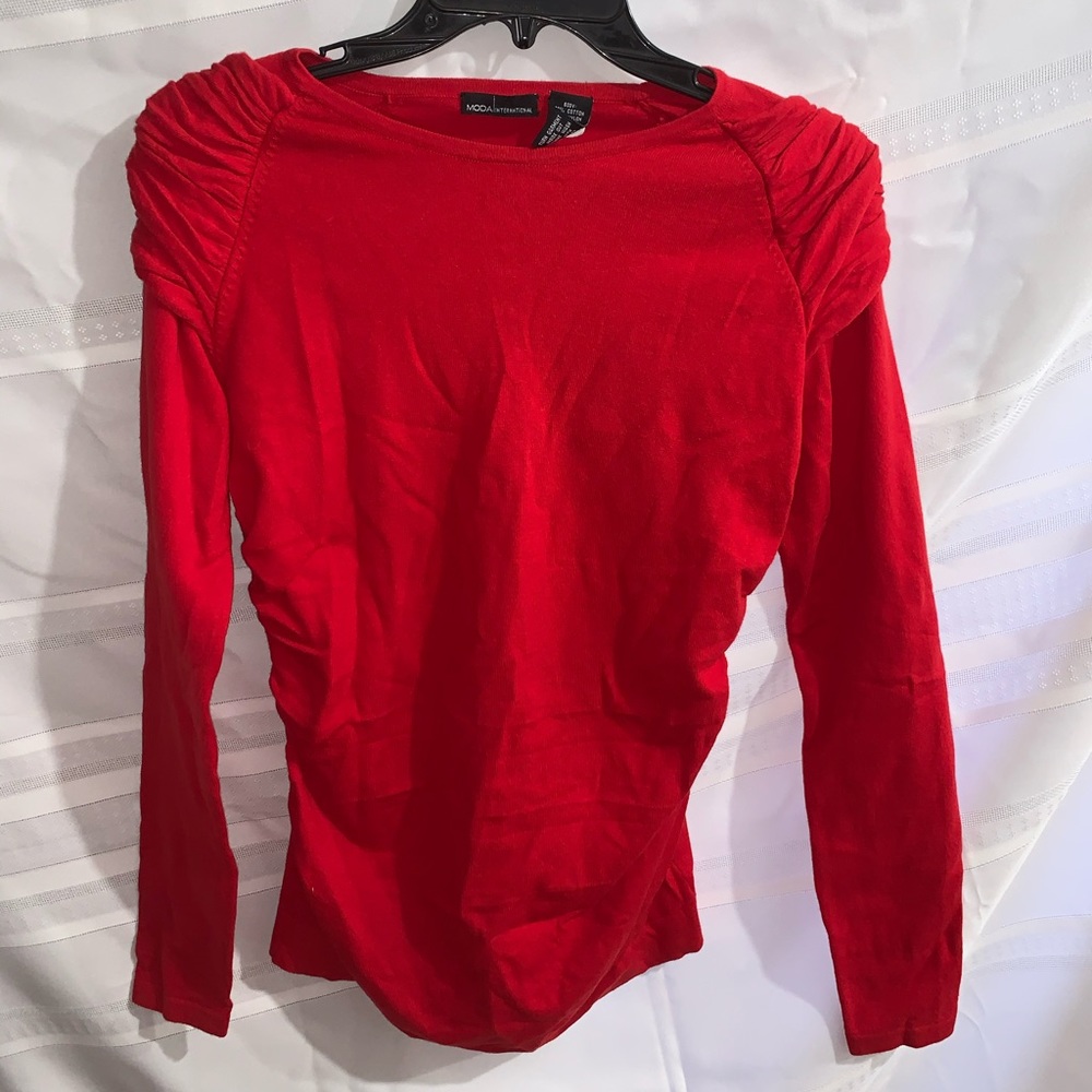 Long sleeve sweater